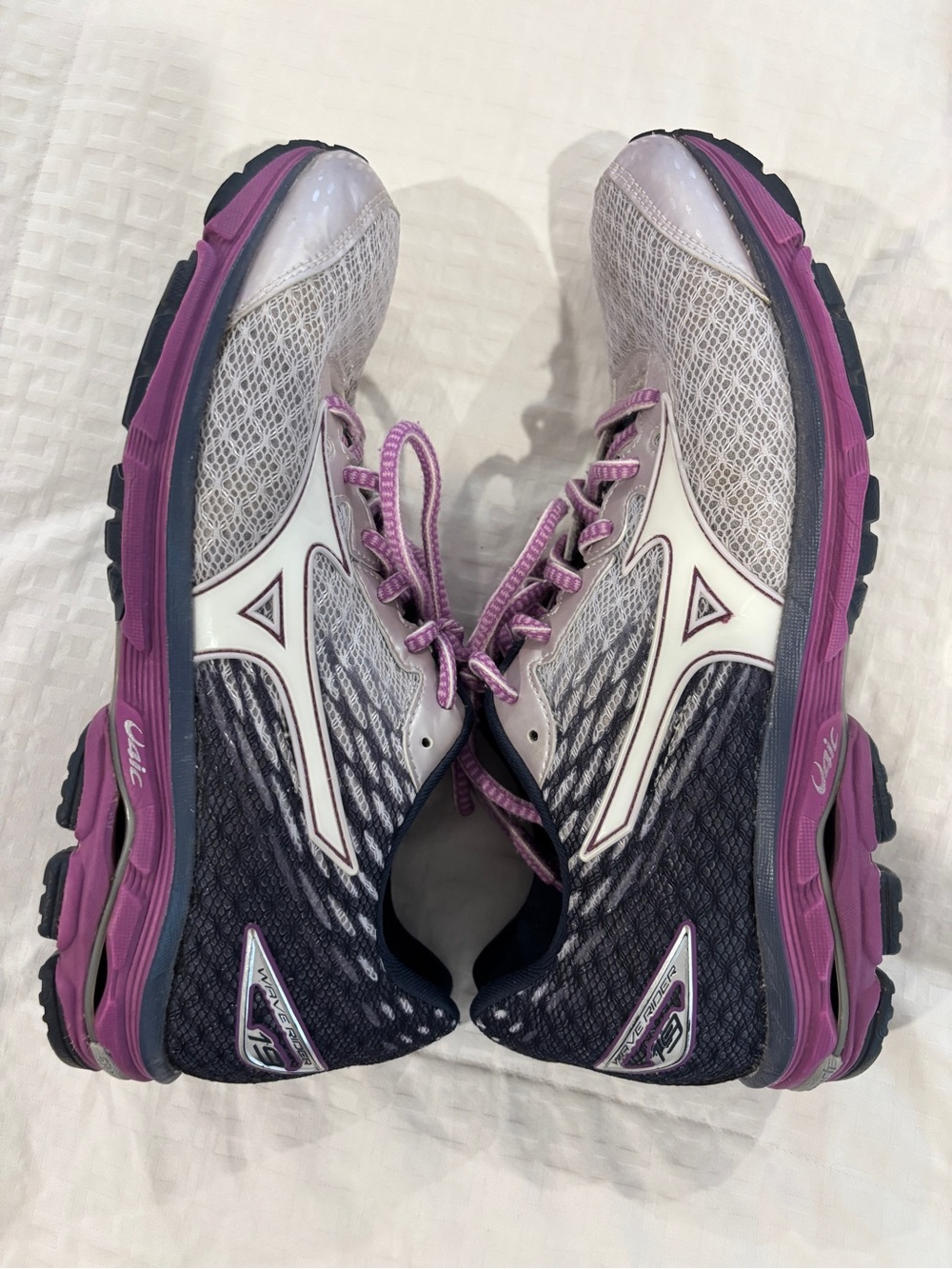 Women’s running shoes 9.5